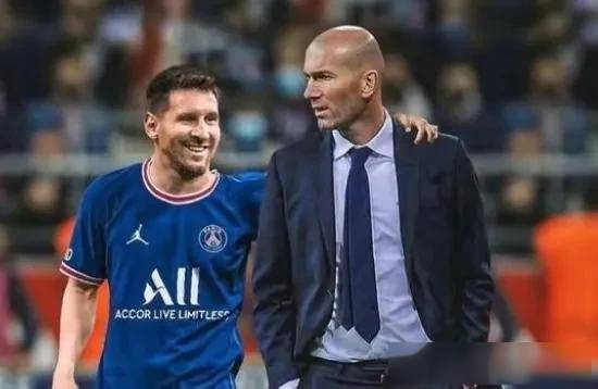 拜仁轻取巴萨，梅西统治全场的简单介绍