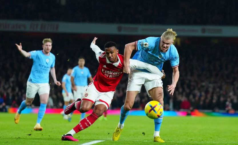 关于里昂翻盘阿森纳，哈兰德爆发神勇的信息