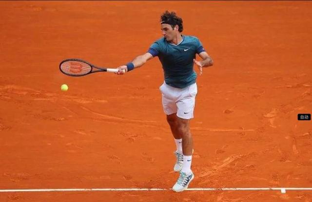 关于西班牙网球队险胜世界网球队，费德勒惊艳世界的信息