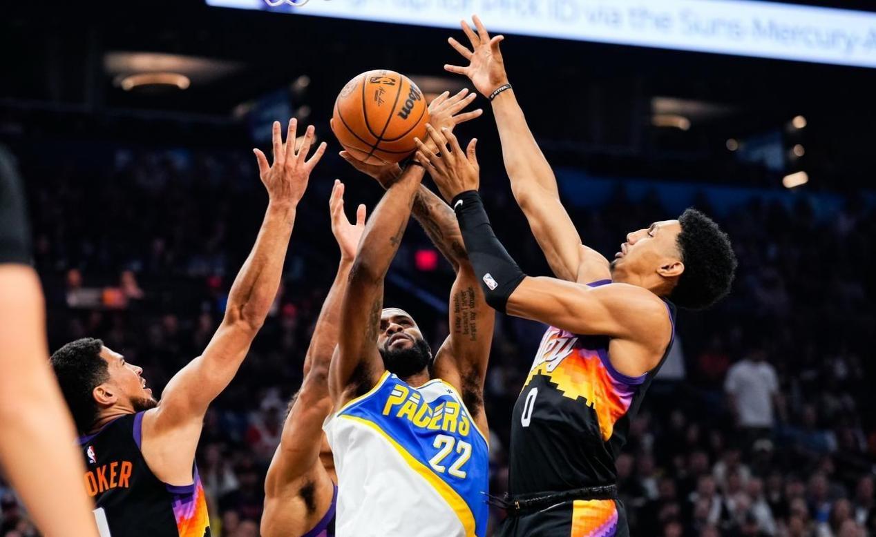 开云体育直播-关于爵士翻盘步行者，布克惊艳四座的信息