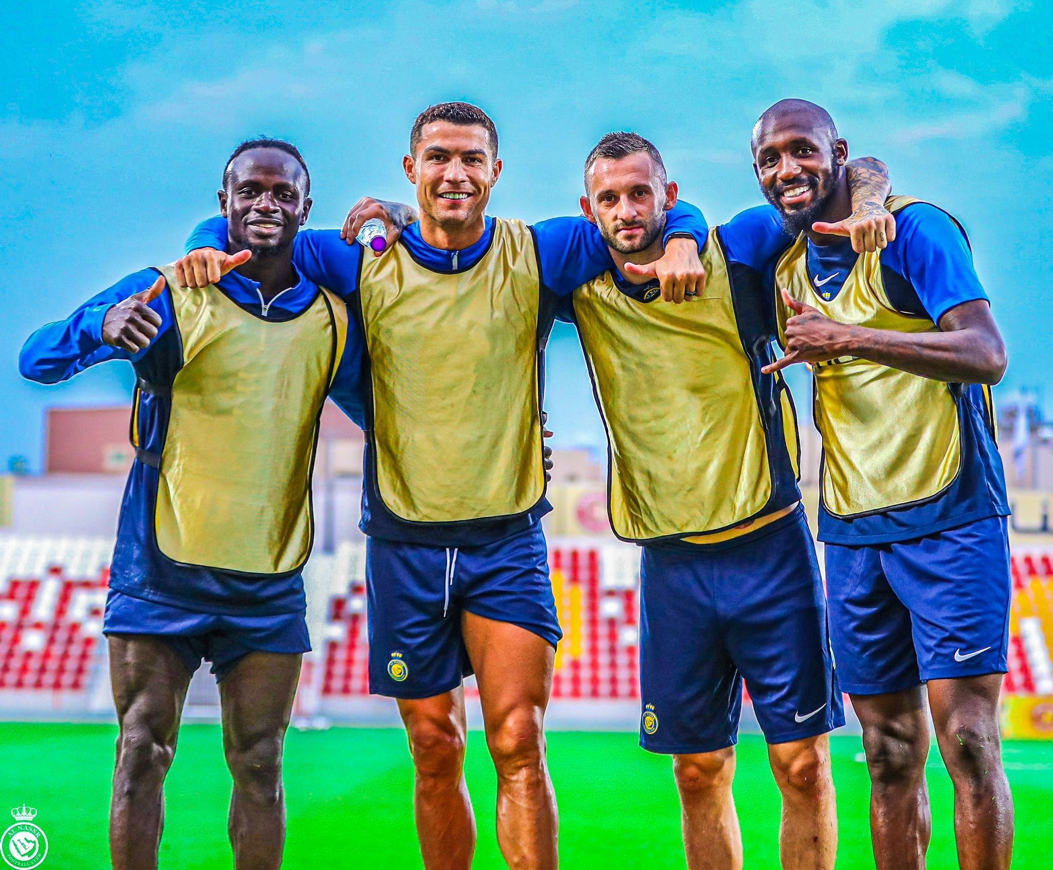 匈牙利球队在竞技场上获得重要胜利的简单介绍 匈牙利球队在竞技场上获得重要胜利的简单介绍