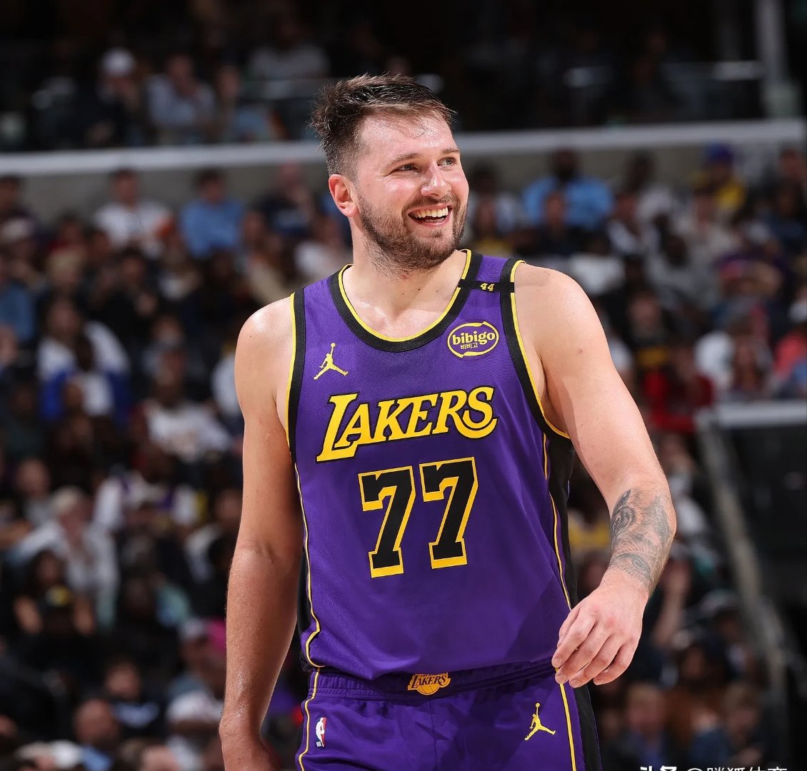 国王逆转凯尔特人，东契奇高光表现的简单介绍