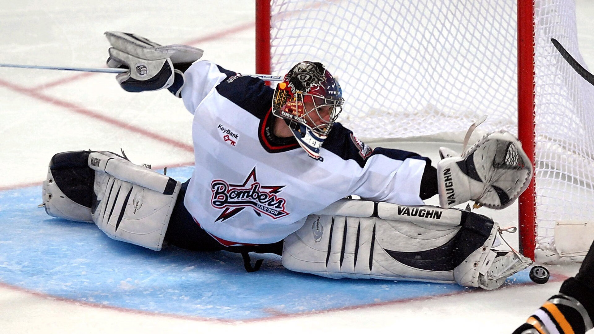 北欧风暴与东方武士,当丹麦铁骑碾压中国长城,桃田贤斗率队书写羽球新章